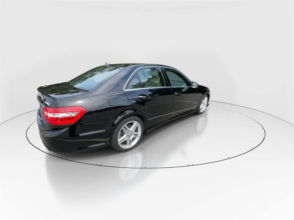 Thumbnail: 2013 Mercedes-Benz E-Class - 8