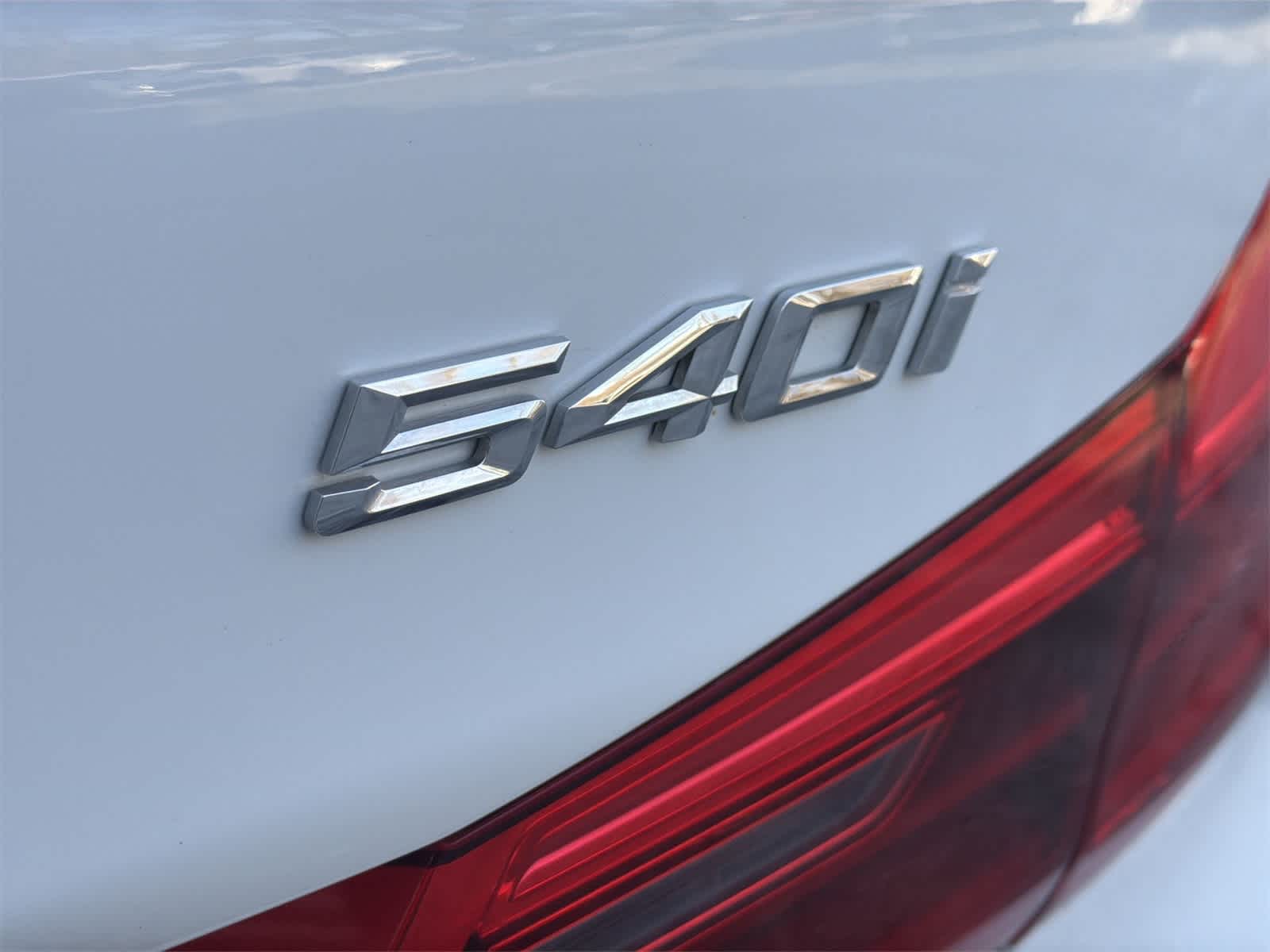 Thumbnail: 2018 BMW 5 Series - 15