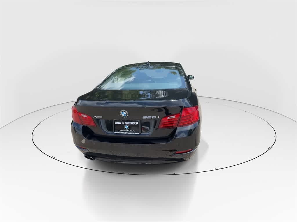 Thumbnail: 2015 BMW 5 Series - 7