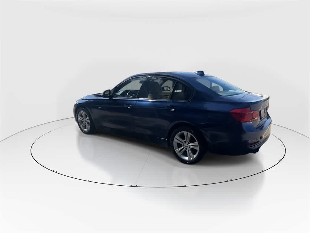 Thumbnail: 2016 BMW 3 Series - 7