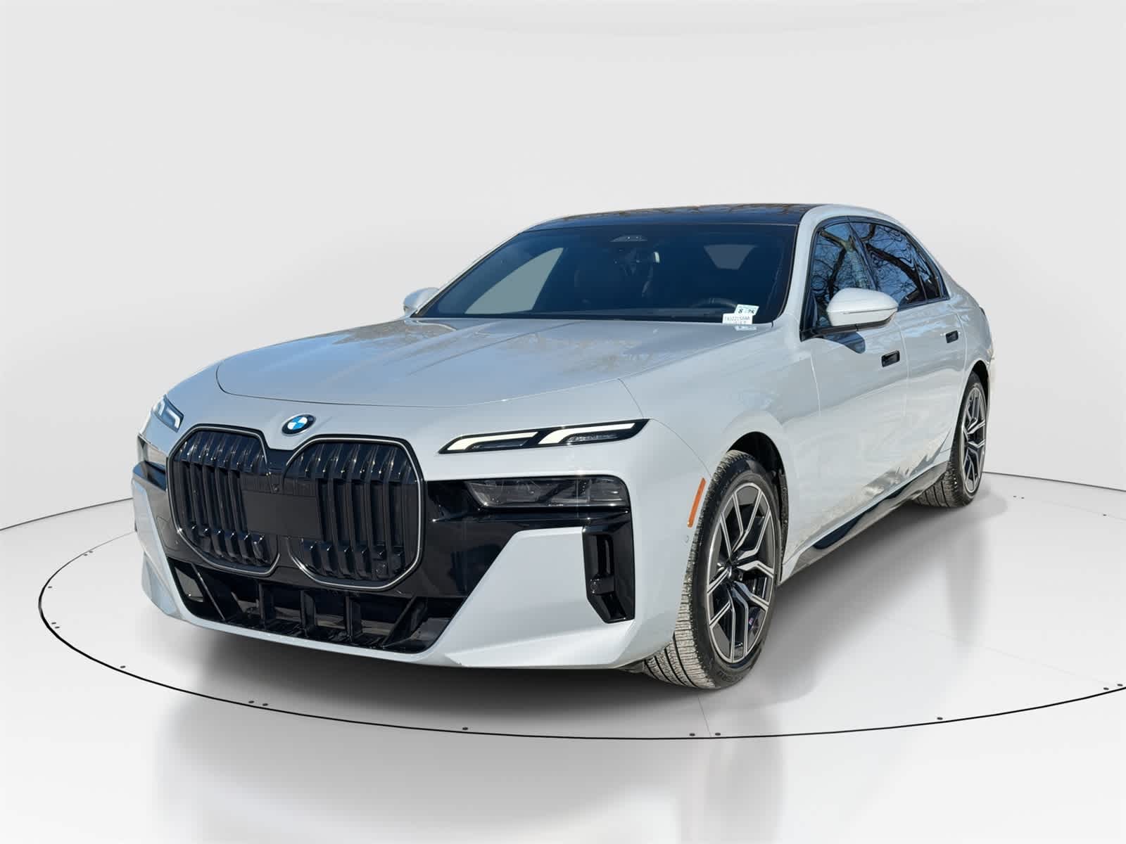 Thumbnail: 2023 BMW 7 Series - 1