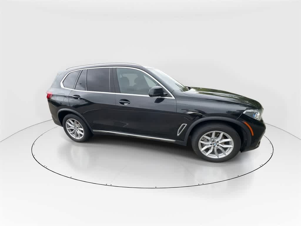 Used 2020 BMW X5 40i with VIN 5UXCR6C03L9B77953 for sale in Freehold, NJ