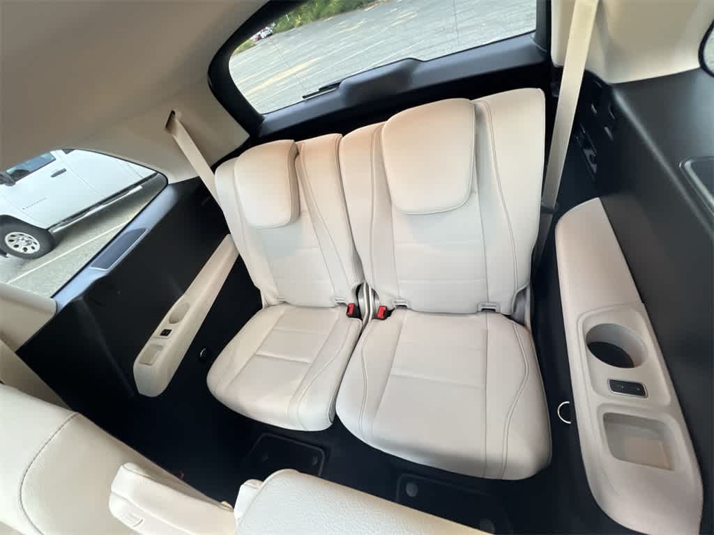 Thumbnail: 2025 Mercedes-Benz GLS - 30