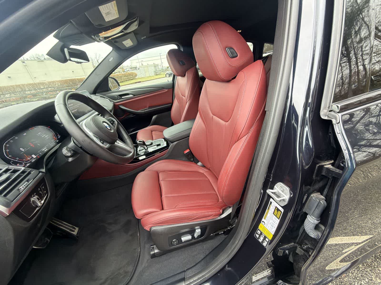 Thumbnail: 2023 BMW X4 - 19