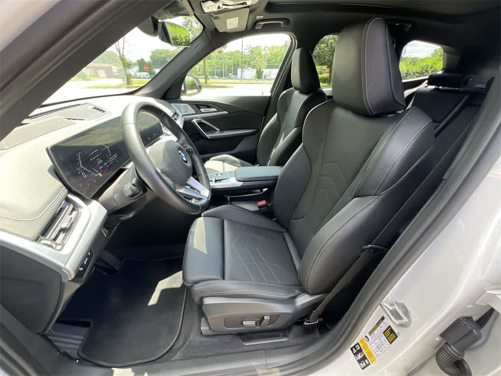 Thumbnail: 2023 BMW X1 - 19