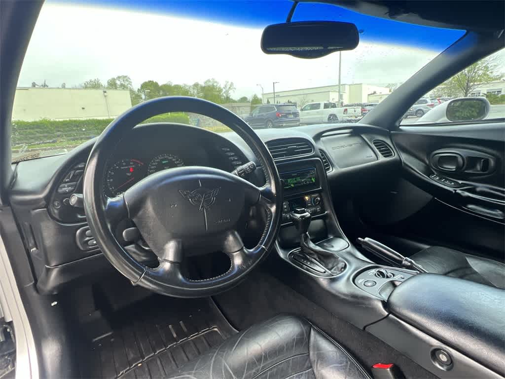 2001 Chevrolet Corvette Base 18