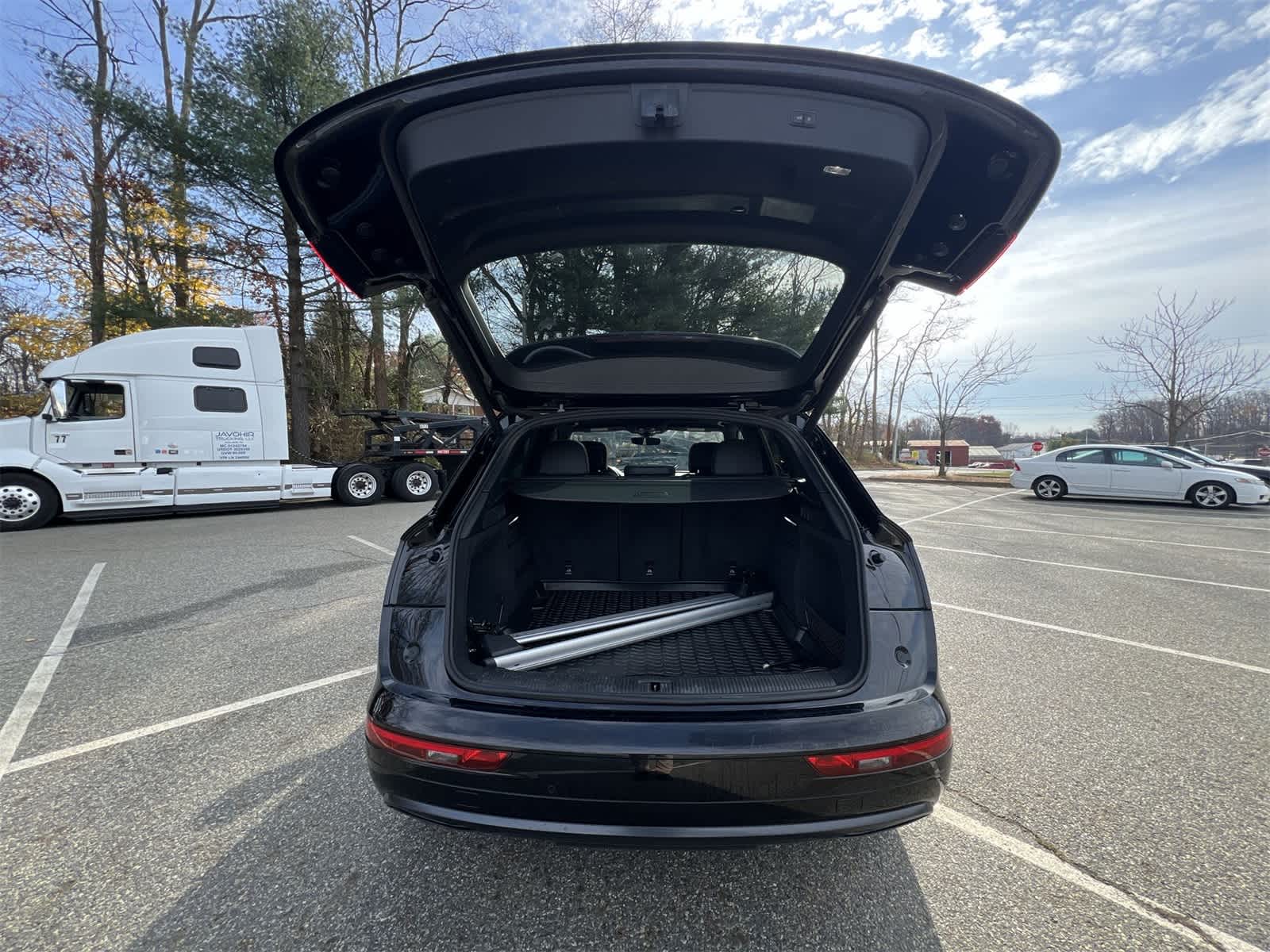 Thumbnail: 2020 Audi Q5 - 27