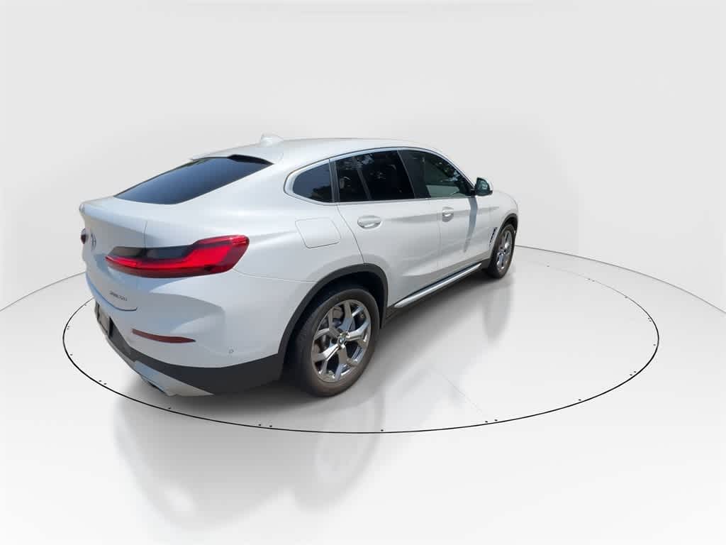 Thumbnail: 2022 BMW X4 - 8