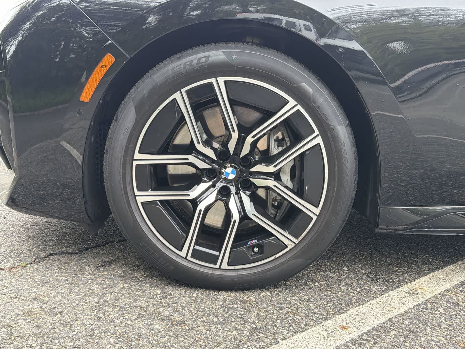 Thumbnail: 2023 BMW 7 Series - 16
