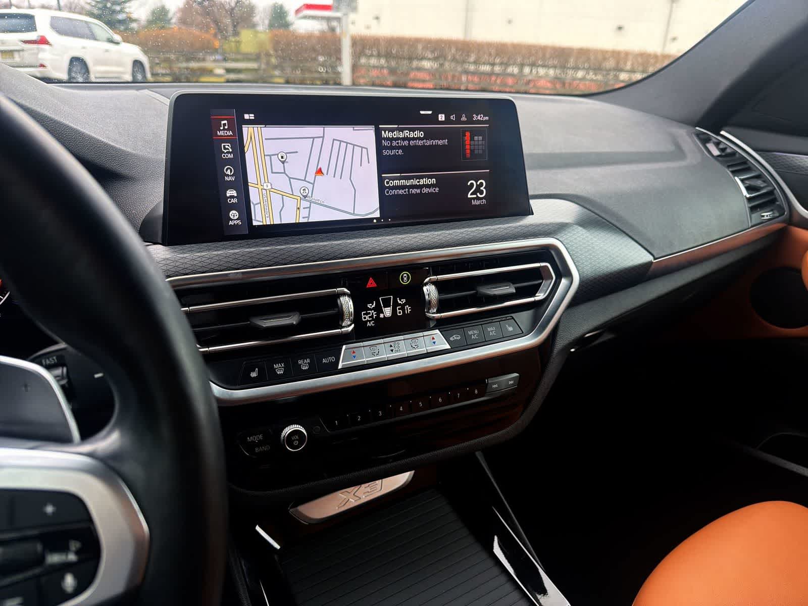 Thumbnail: 2023 BMW X3 - 24