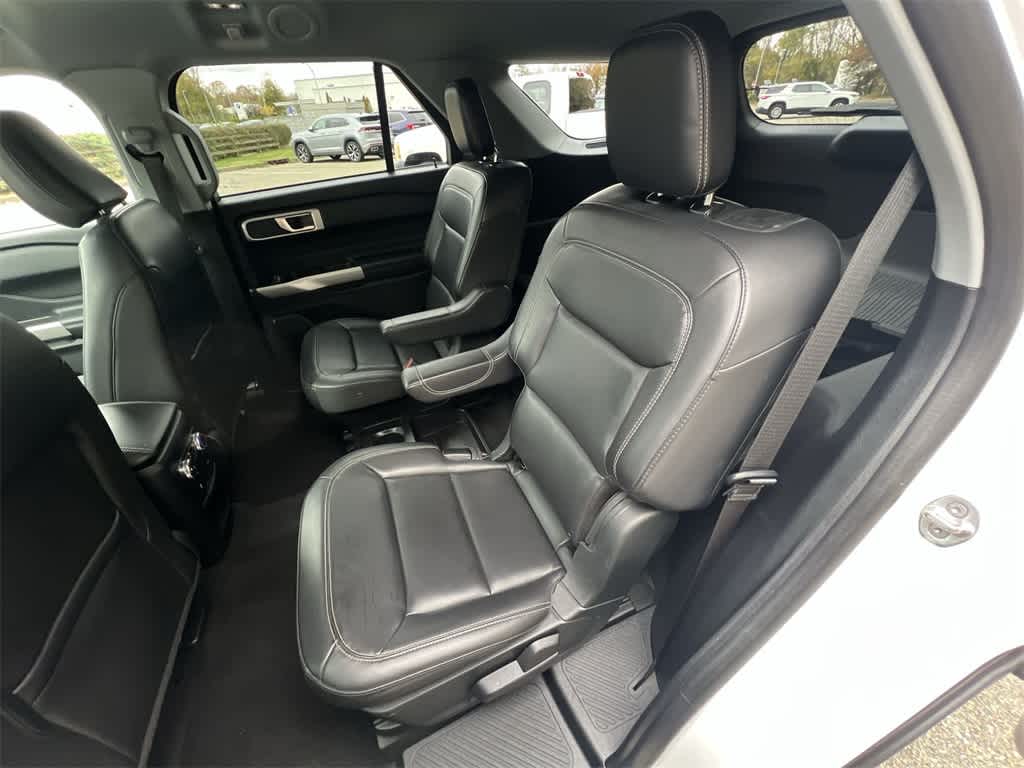 Thumbnail: 2021 Ford Explorer - 21