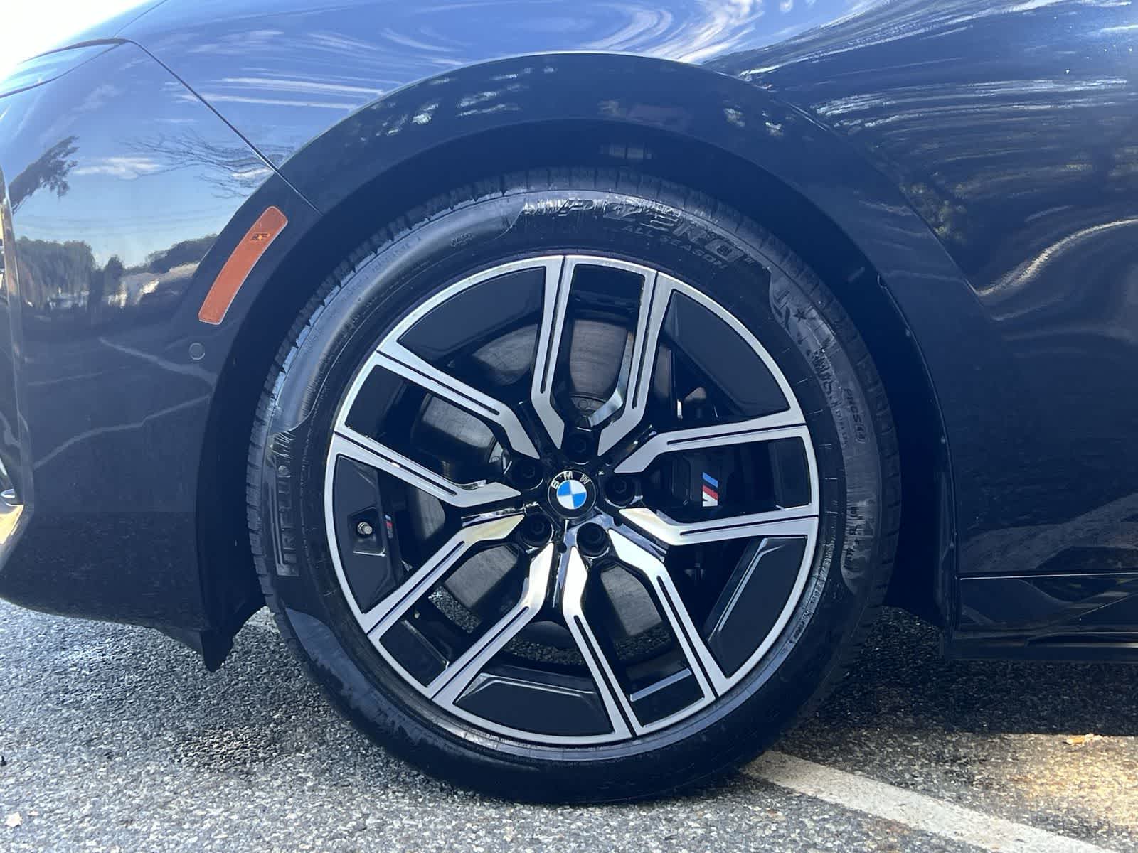 Thumbnail: 2025 BMW i7 - 16