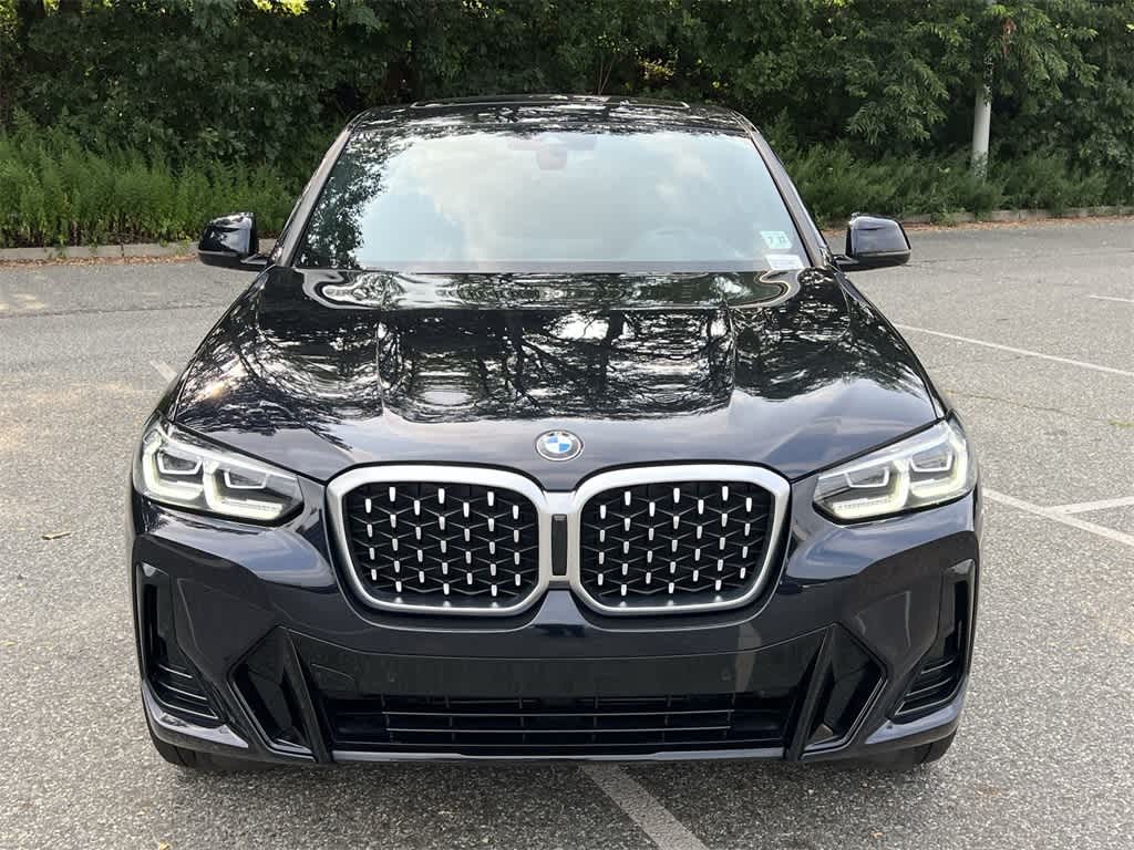 Thumbnail: 2022 BMW X4 - 14