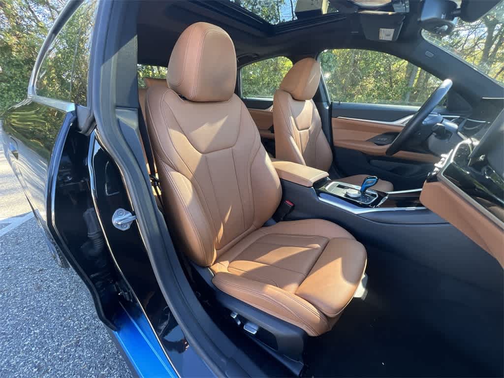 Thumbnail: 2023 BMW i4 - 22
