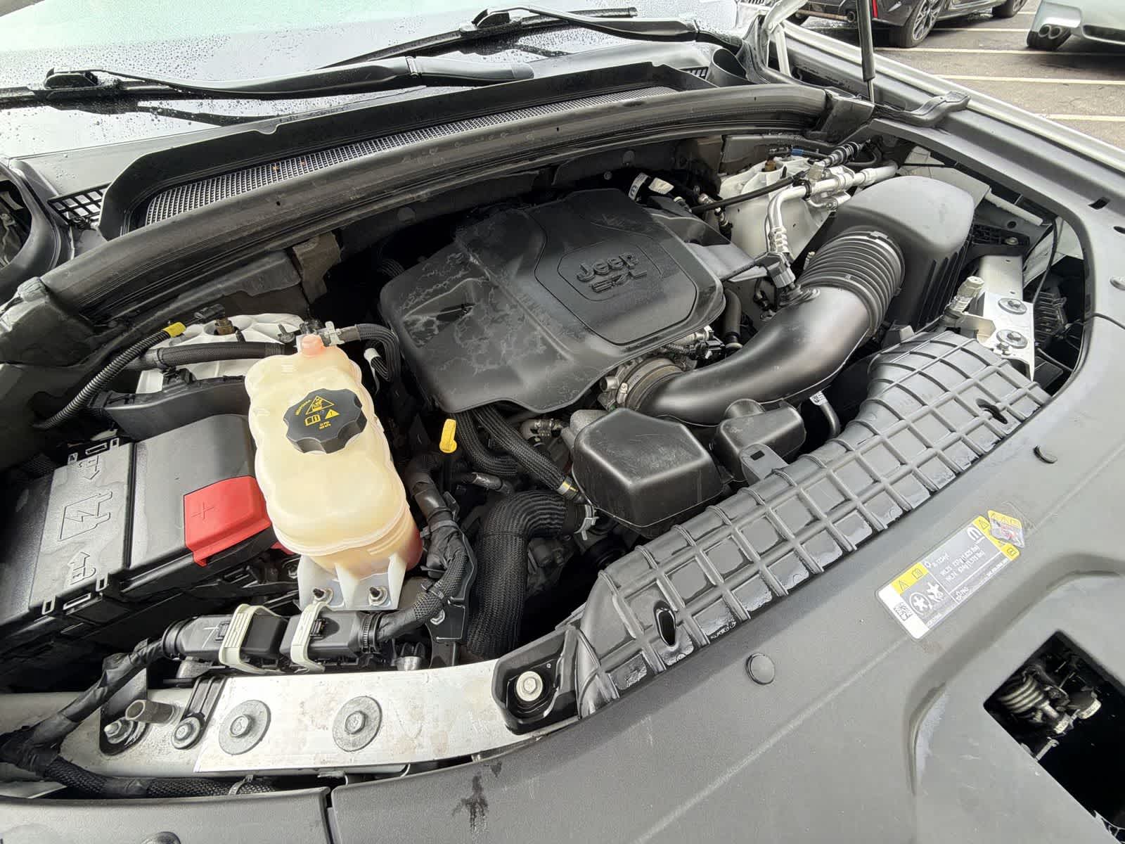 Thumbnail: 2022 Jeep Grand Cherokee - 17