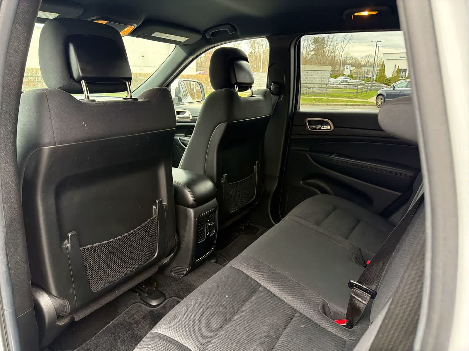 Thumbnail: 2014 Jeep Grand Cherokee - 20