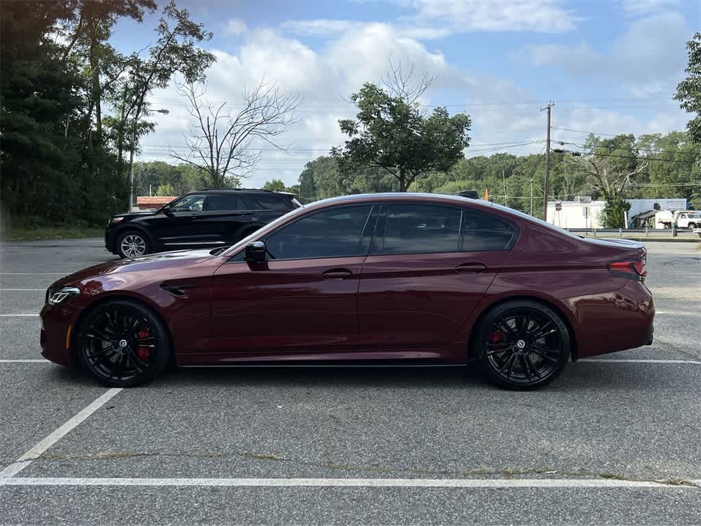 Thumbnail: 2022 BMW M5 - 11