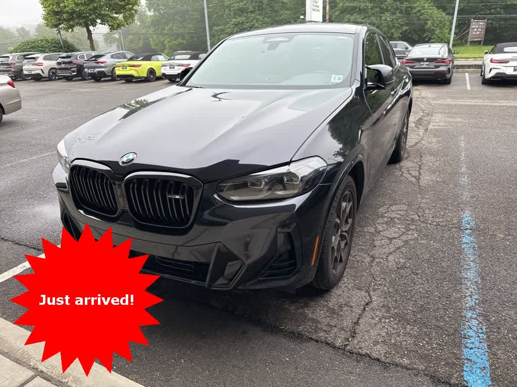 2023 BMW X4 M40i Hero Image
