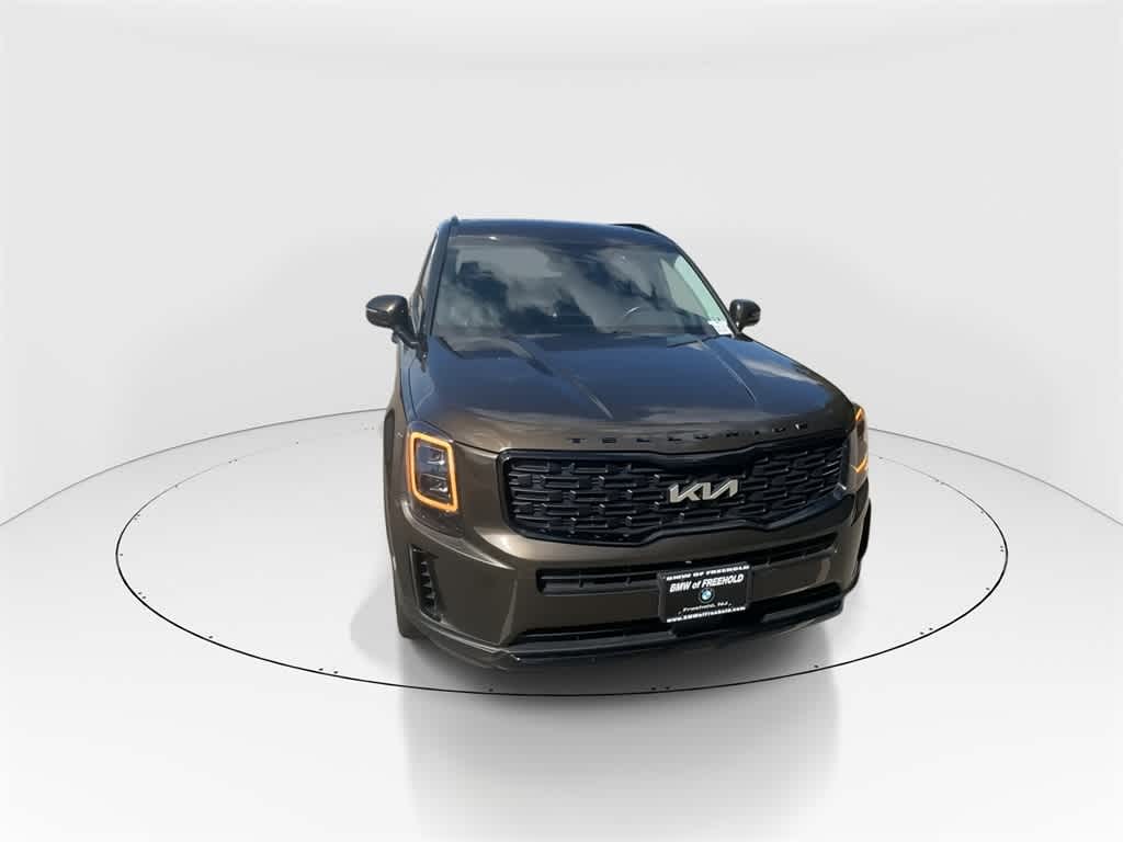 2022 Kia Telluride EX photo 2
