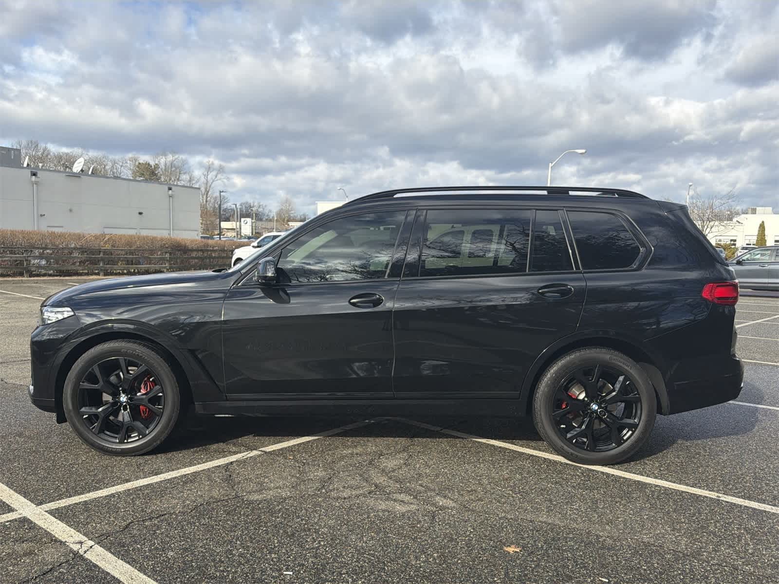 Thumbnail: 2022 BMW X7 - 11