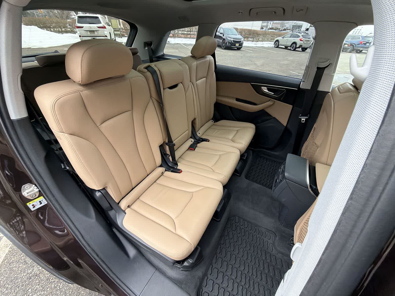 Thumbnail: 2020 Audi Q7 - 21