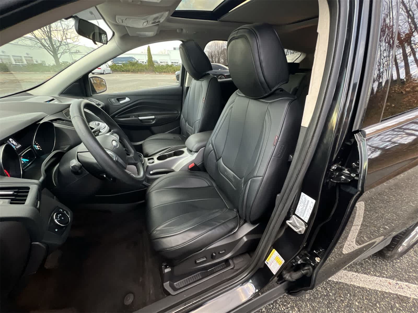 Thumbnail: 2014 Ford Escape - 19