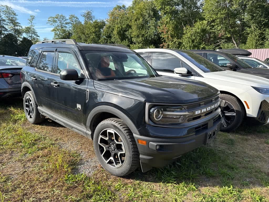 Thumbnail: 2021 Ford Bronco Sport - 3