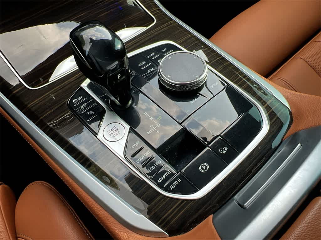 Thumbnail: 2021 BMW X5 - 25