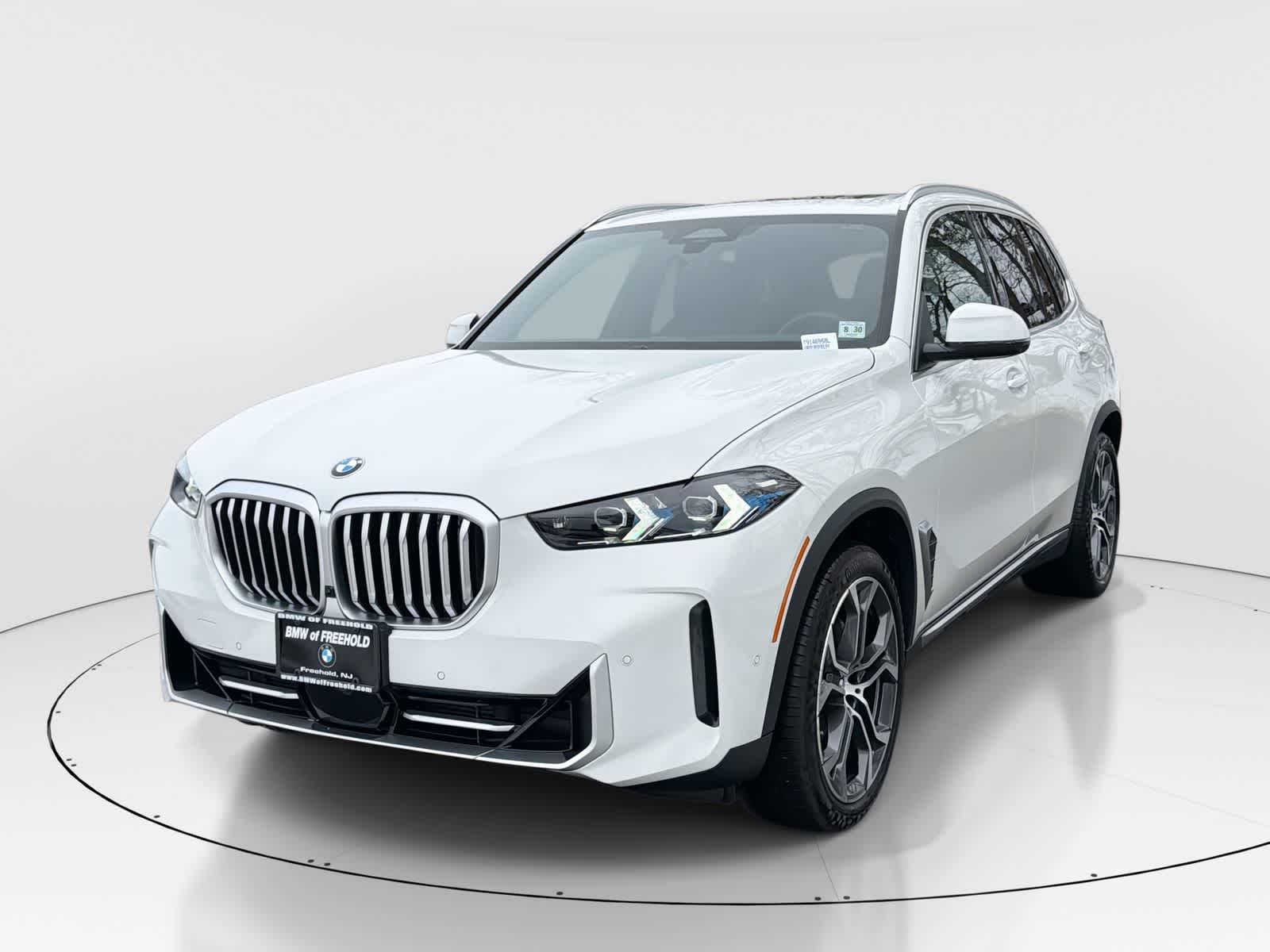 Thumbnail: 2026 BMW X5 - 1