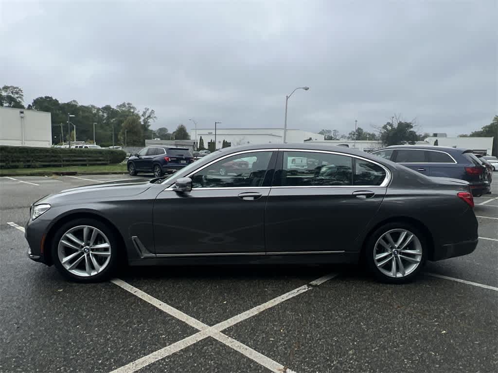 Thumbnail: 2017 BMW 7 Series - 11