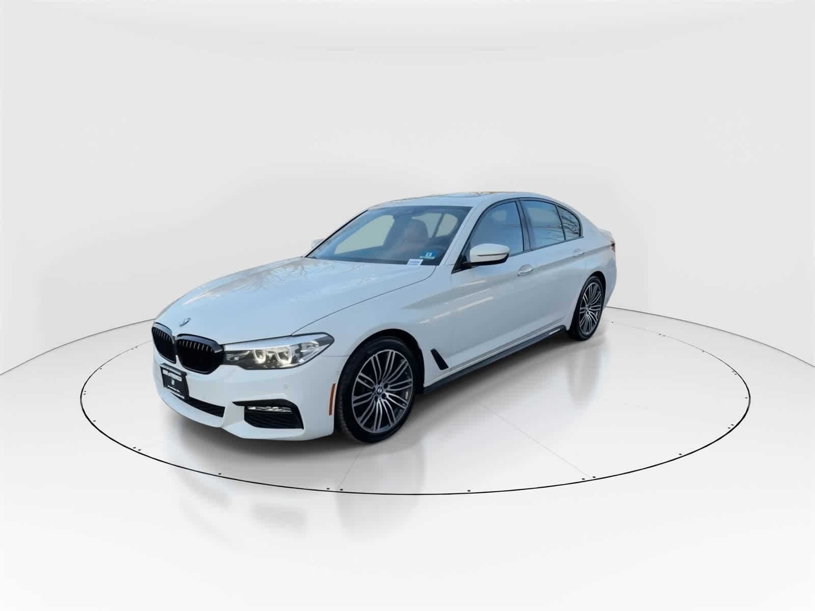 Thumbnail: 2018 BMW 5 Series - 5