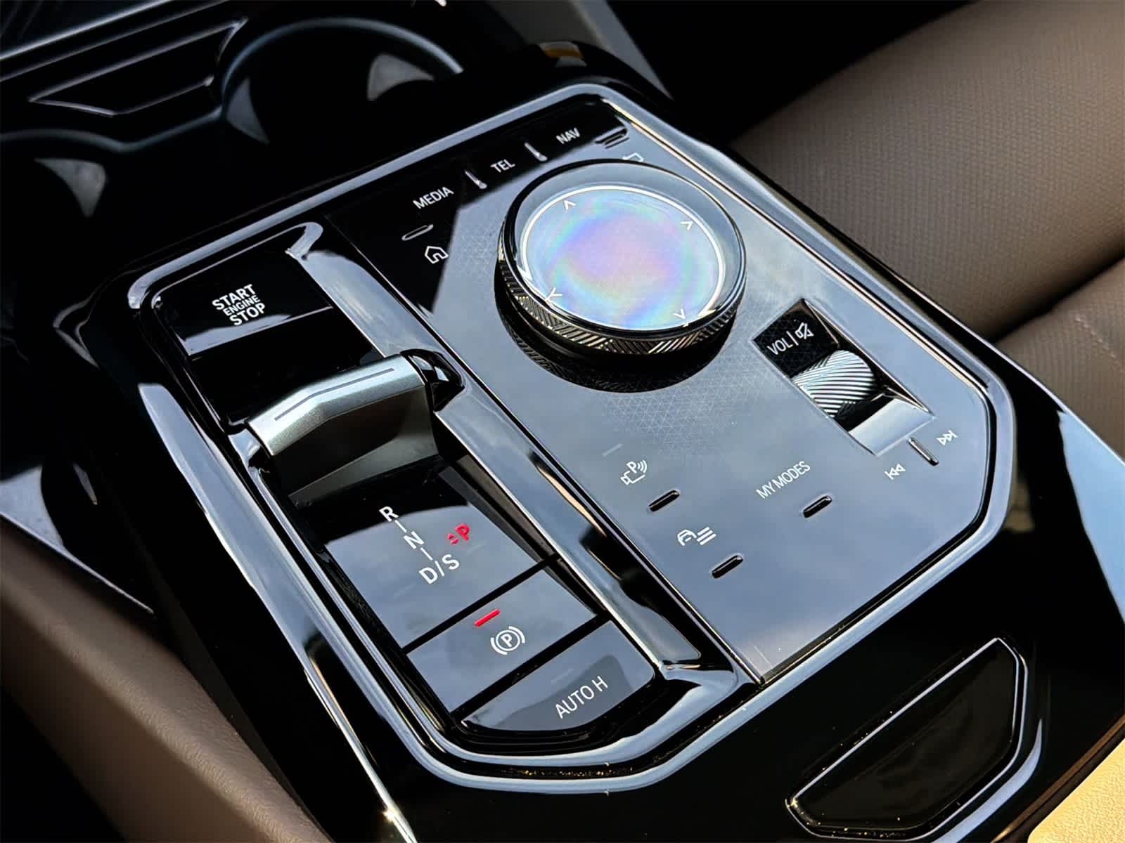 Thumbnail: 2026 BMW 5 Series - 25