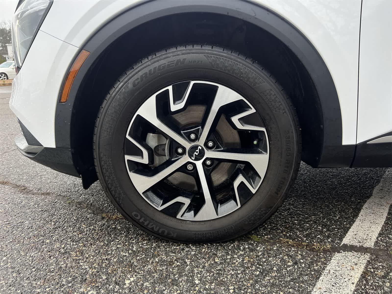 Thumbnail: 2023 Kia Sportage - 16