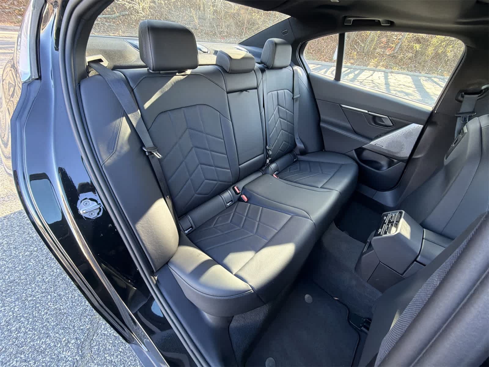 Thumbnail: 2025 BMW i5 - 21