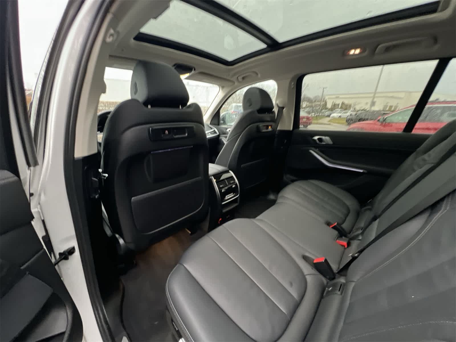 Thumbnail: 2022 BMW X7 - 20