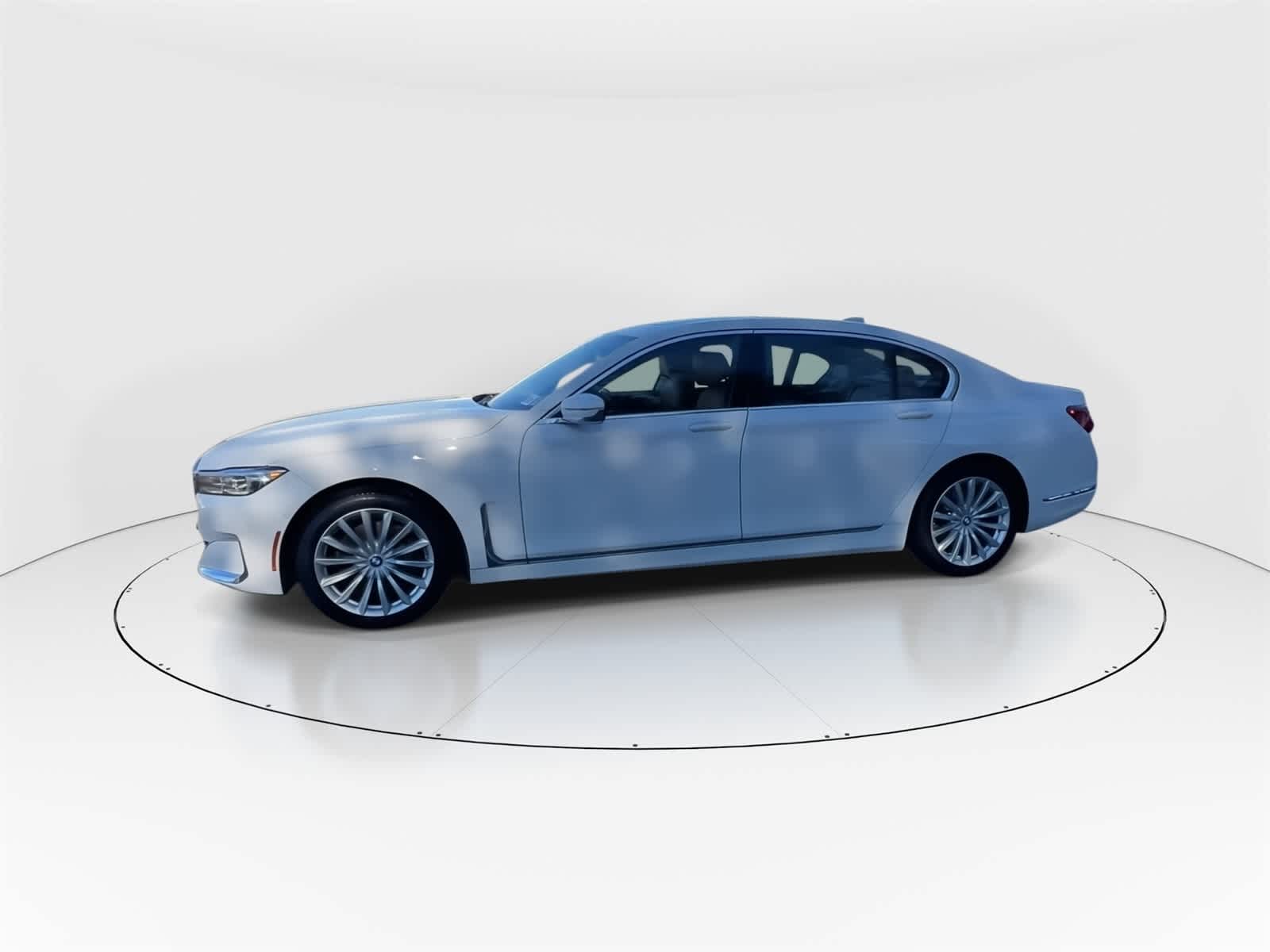 Thumbnail: 2021 BMW 7 Series - 6
