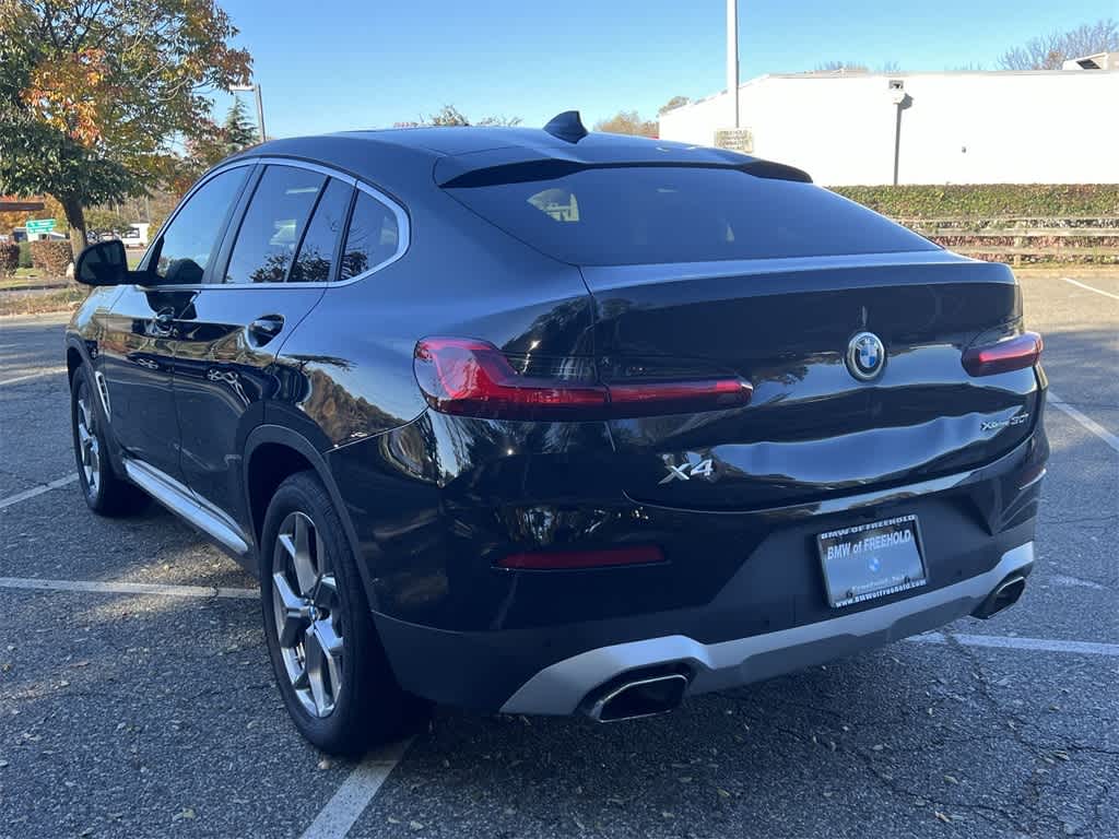 Thumbnail: 2023 BMW X4 - 12