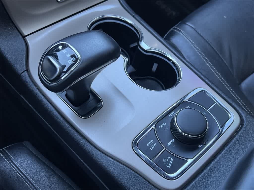 Thumbnail: 2014 Jeep Grand Cherokee - 25