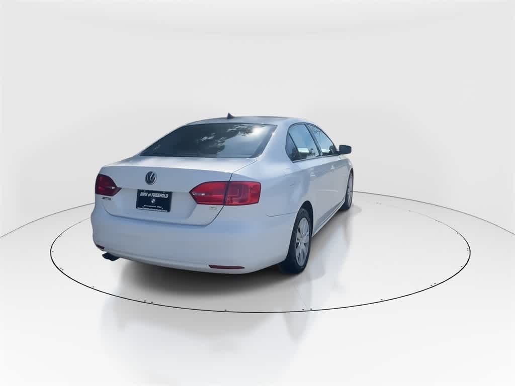 Thumbnail: 2014 Volkswagen Jetta - 9