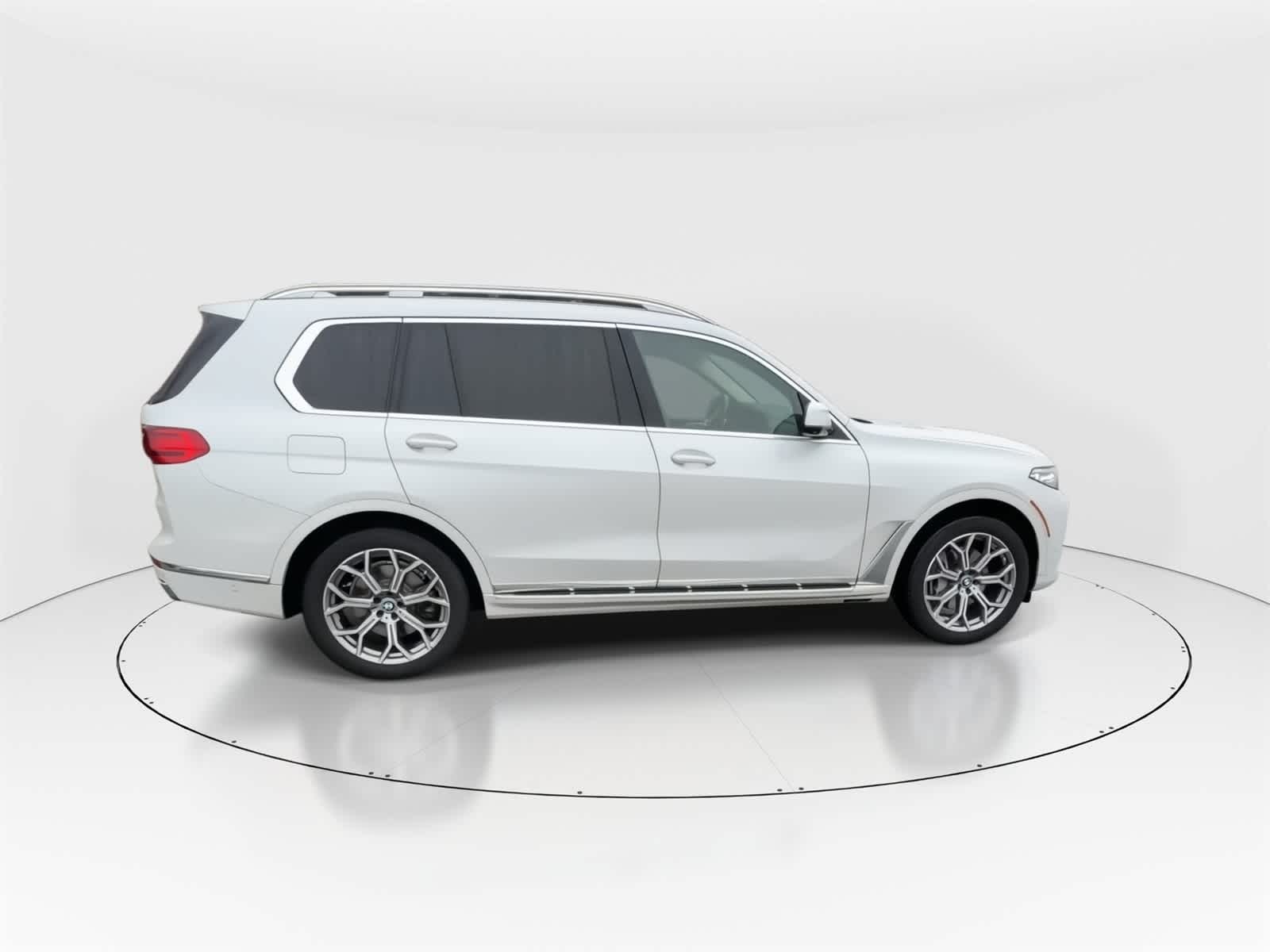 Thumbnail: 2021 BMW X7 - 2