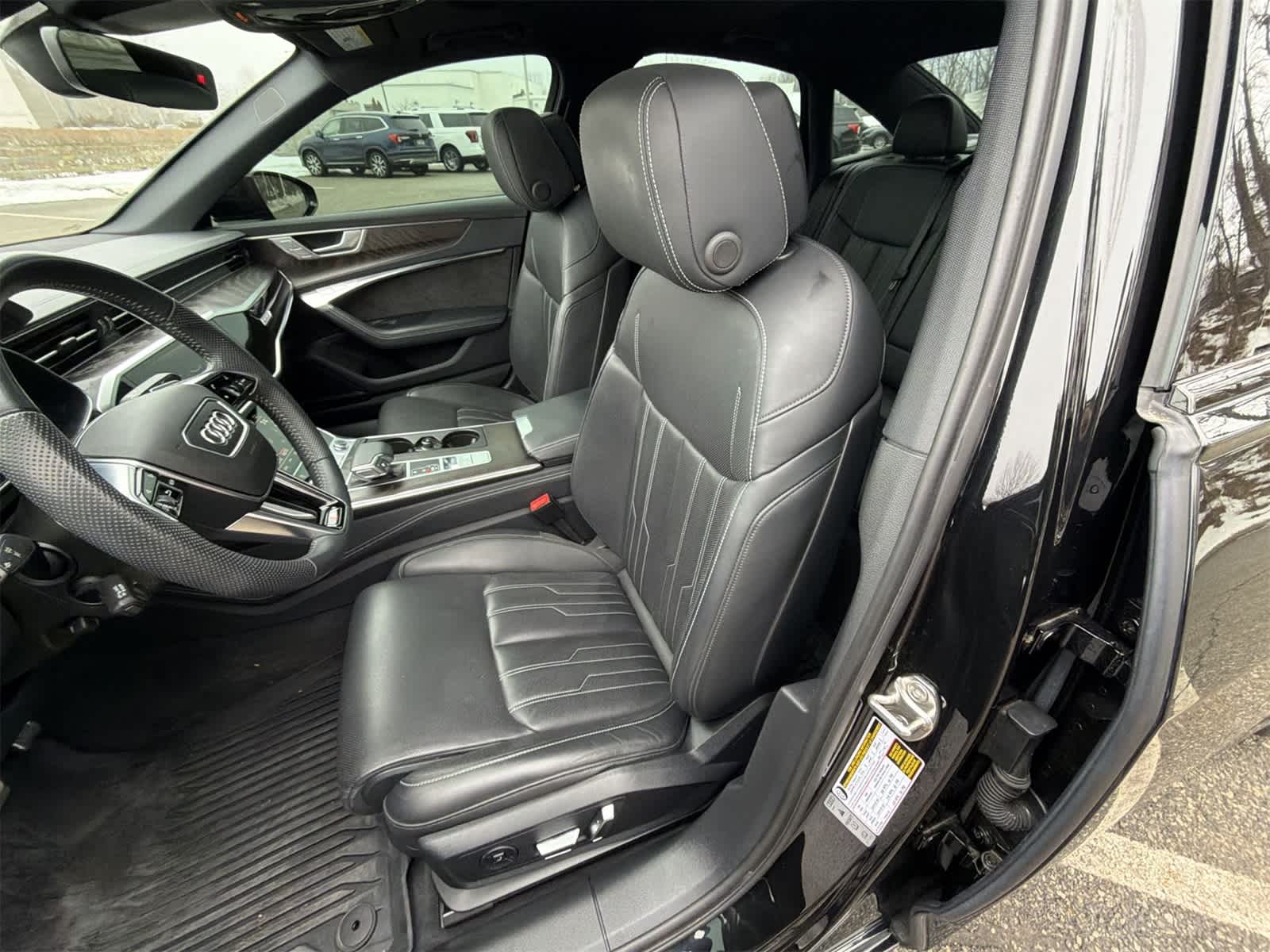 Thumbnail: 2020 Audi S6 - 19