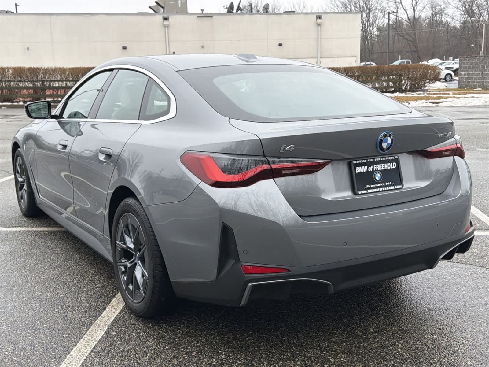 Thumbnail: 2023 BMW i4 - 12