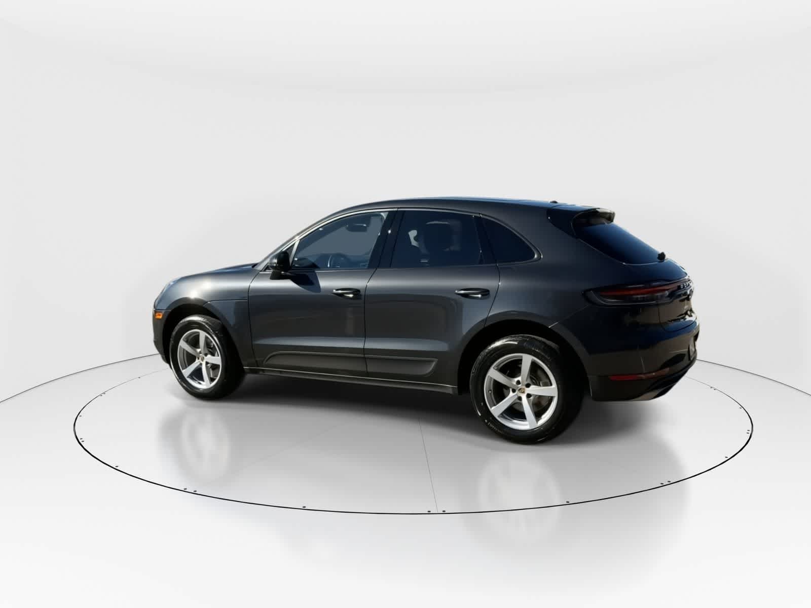 Thumbnail: 2020 Porsche Macan - 5