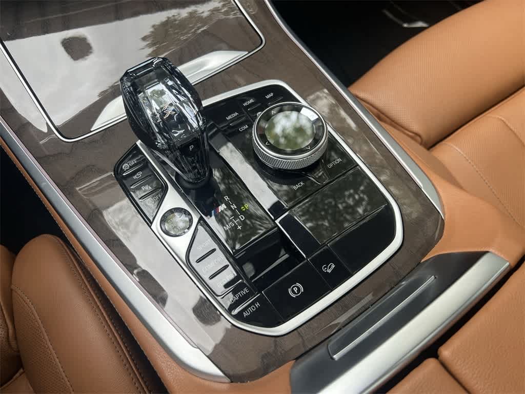 Thumbnail: 2021 BMW X5 - 25