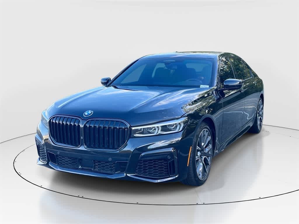Used 2022 BMW 740i Sedan