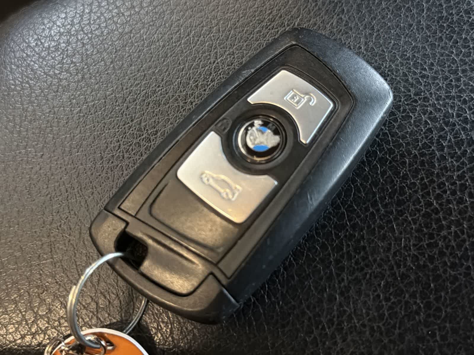 Thumbnail: 2013 BMW 3 Series - 28