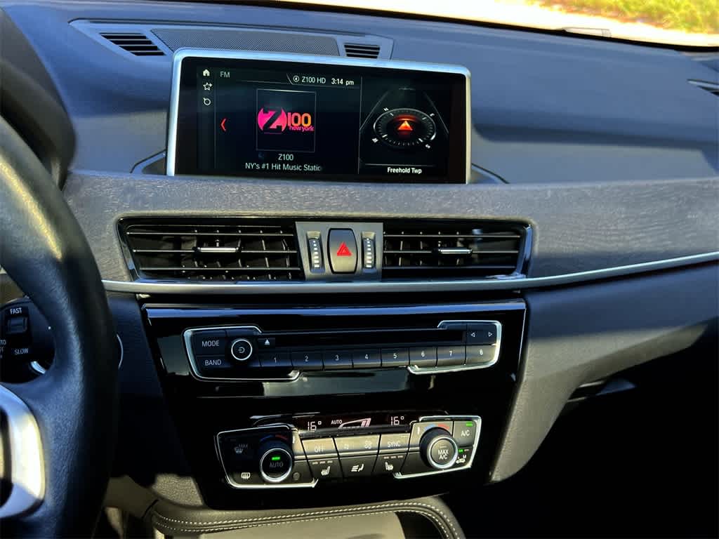 Thumbnail: 2018 BMW X1 - 24