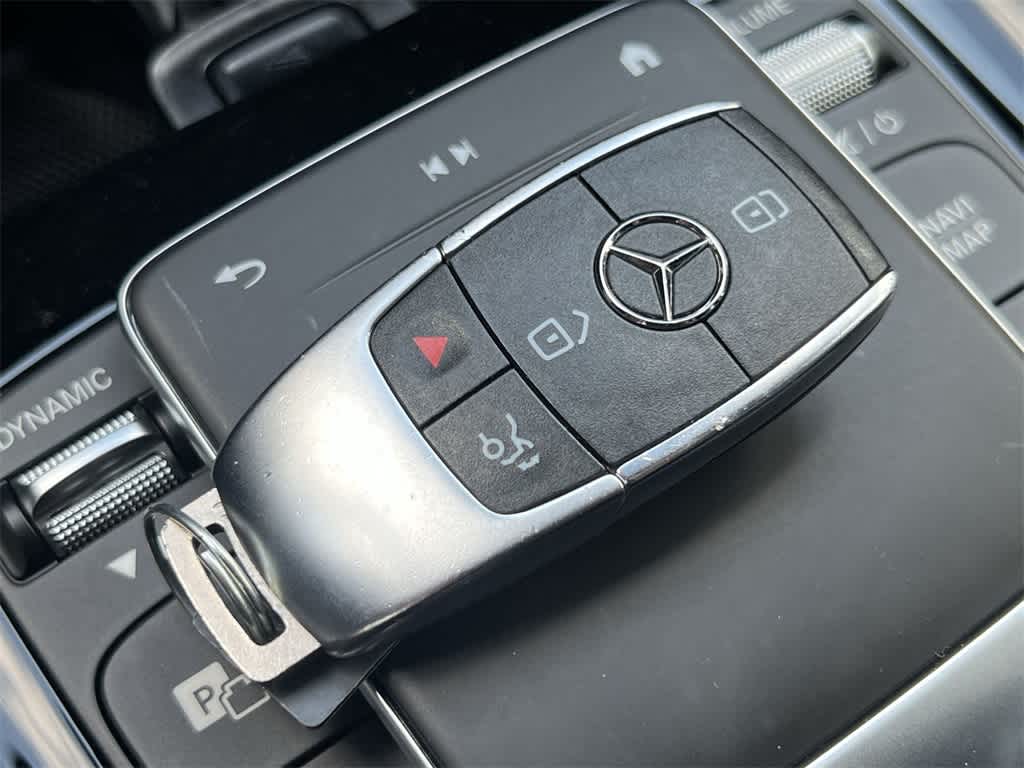 Thumbnail: 2021 Mercedes-Benz GLB - 28