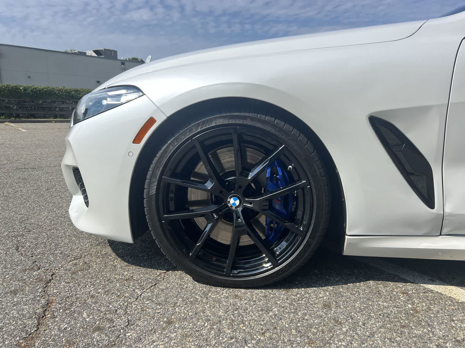 Thumbnail: 2022 BMW 8 Series - 16