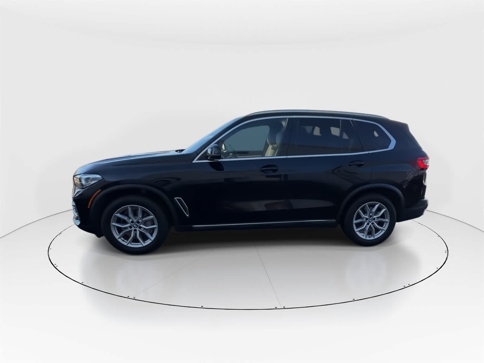 Thumbnail: 2022 BMW X5 - 6
